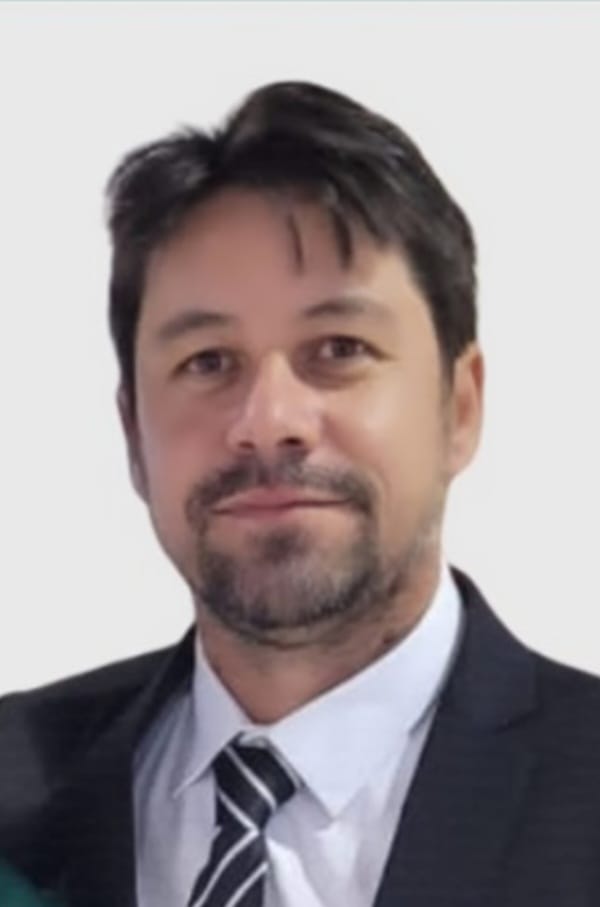 LEANDRO DE MOURA SANTOS